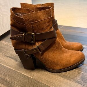 Mossimo Supply Co. Tan Suede Heeled Boots